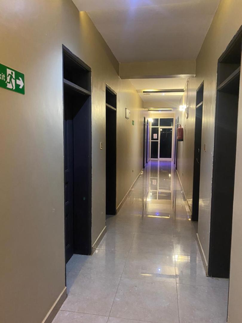 Javelin Hotel , Kampala, Uganda Tula Exteriör bild