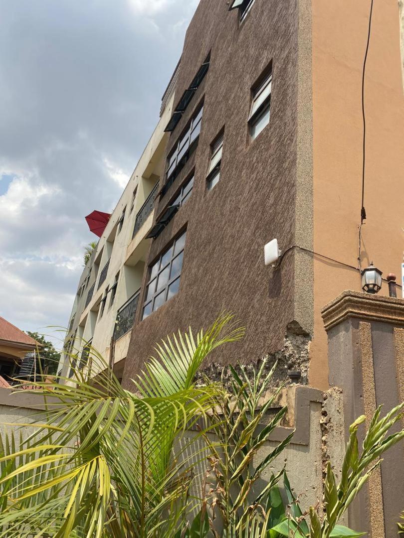 Javelin Hotel , Kampala, Uganda Tula Exteriör bild