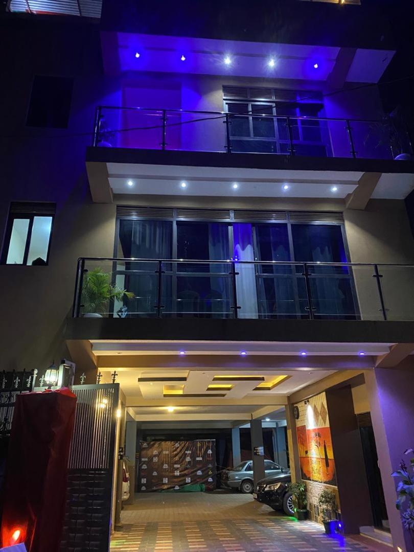 Javelin Hotel , Kampala, Uganda Tula Exteriör bild